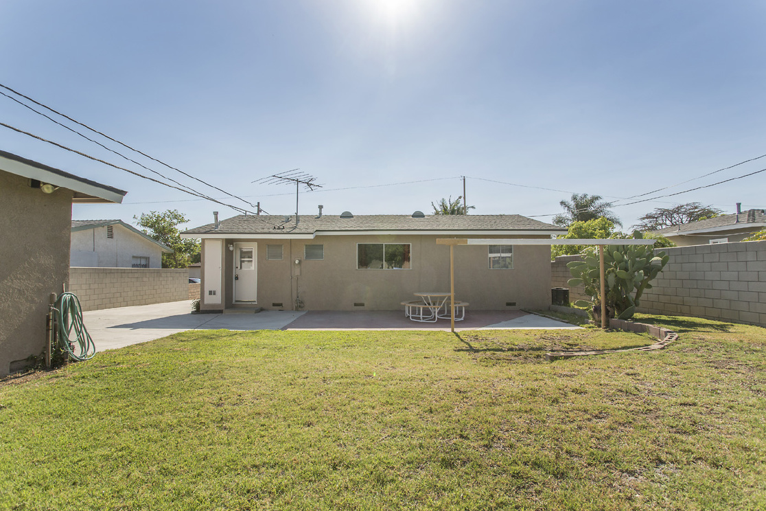 13143 16th Street, Chino CA:
