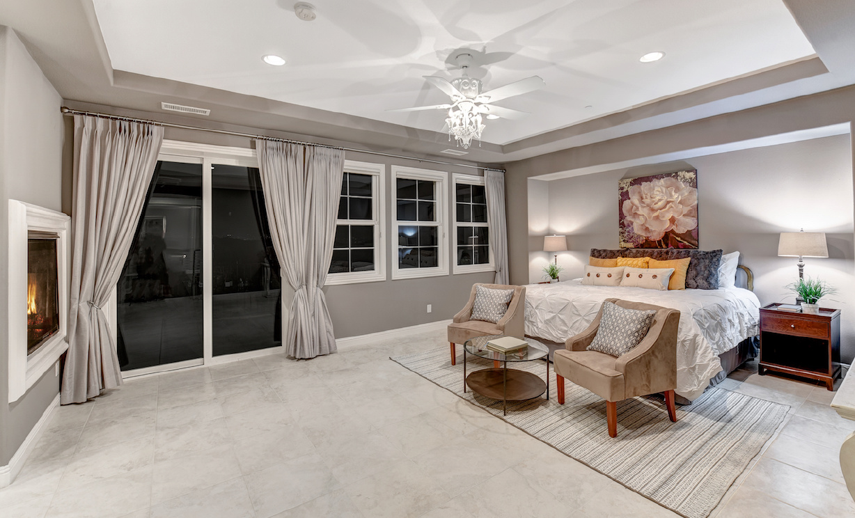 17882 Via Roma, Yorba Linda CA: