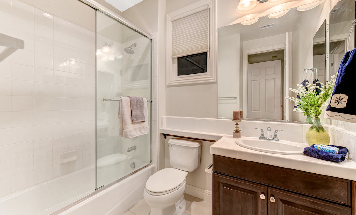 17882 Via Roma, Yorba Linda CA: