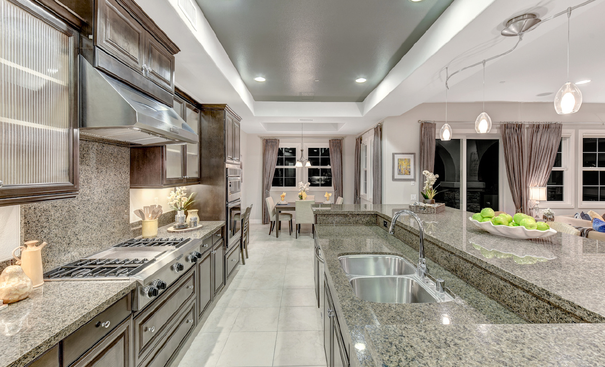 17882 Via Roma, Yorba Linda CA: