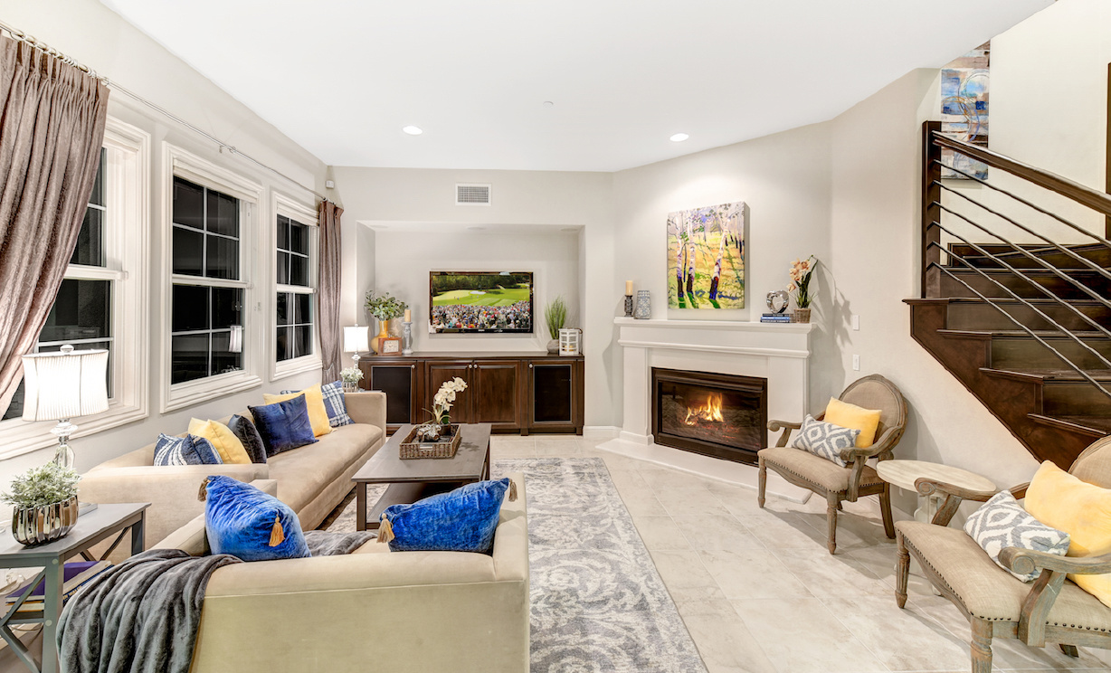 17882 Via Roma, Yorba Linda CA:
