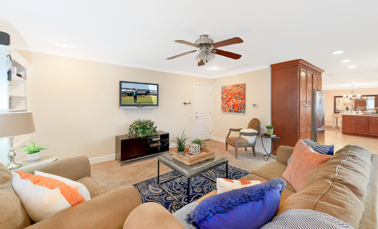 19563 Crestknoll Dr, Yorba Linda CA: 