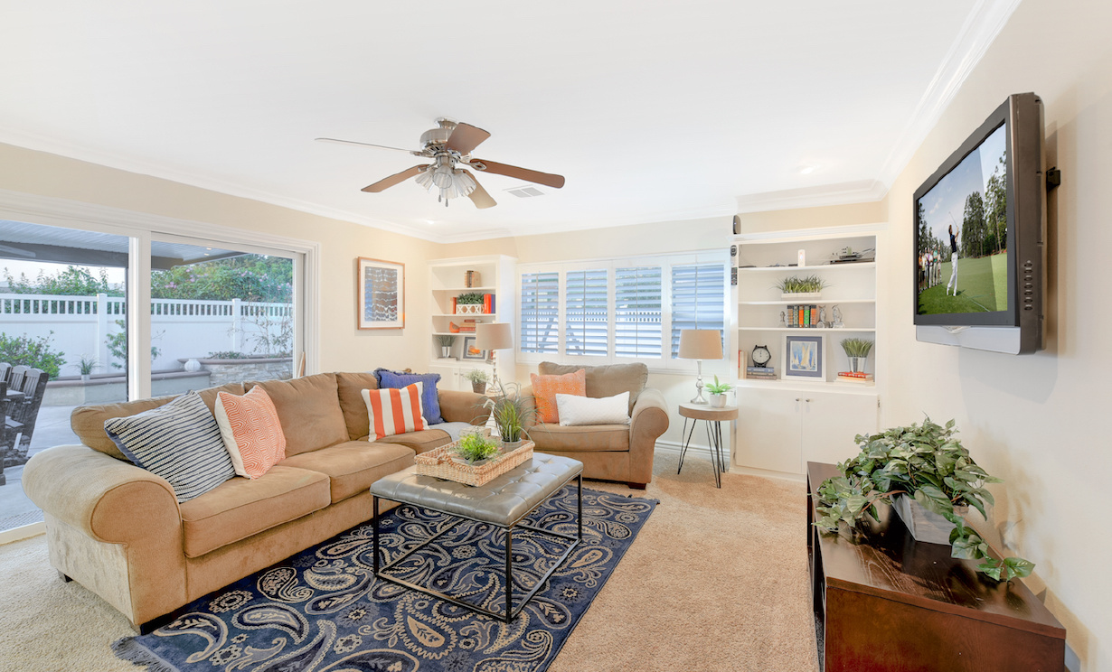 19563 Crestknoll Dr, Yorba Linda CA: 