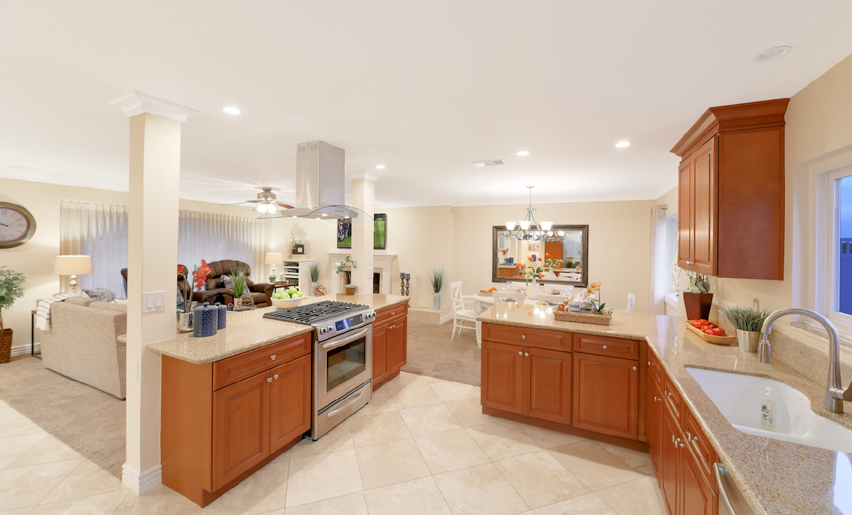 19563 Crestknoll Dr, Yorba Linda CA: 