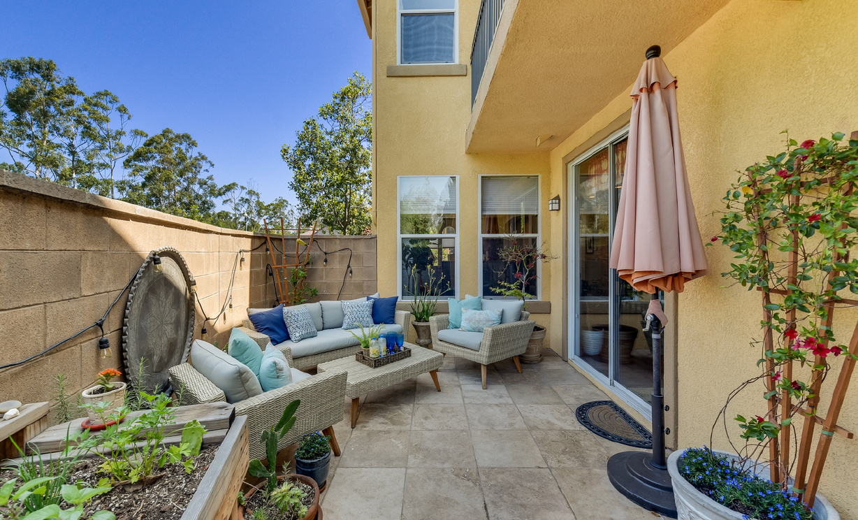 23 Mineral King, Irvine CA: 