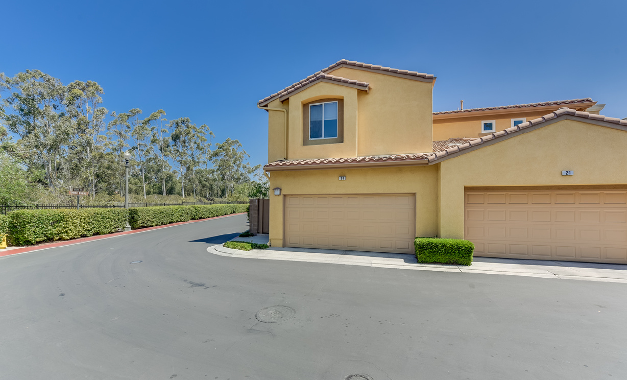 23 Mineral King, Irvine CA: 