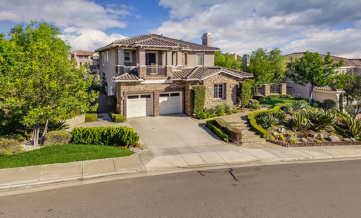 3846 Zaharias, Yorba Linda CA: 