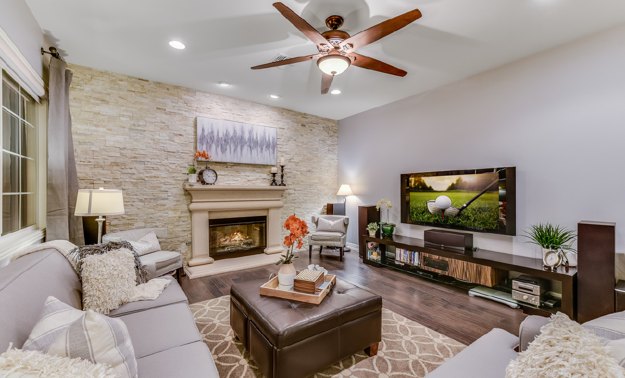 3846 Zaharias, Yorba Linda CA: 