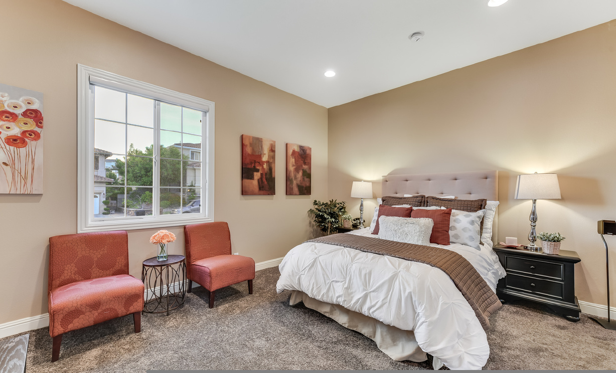 3846 Zaharias, Yorba Linda CA: 