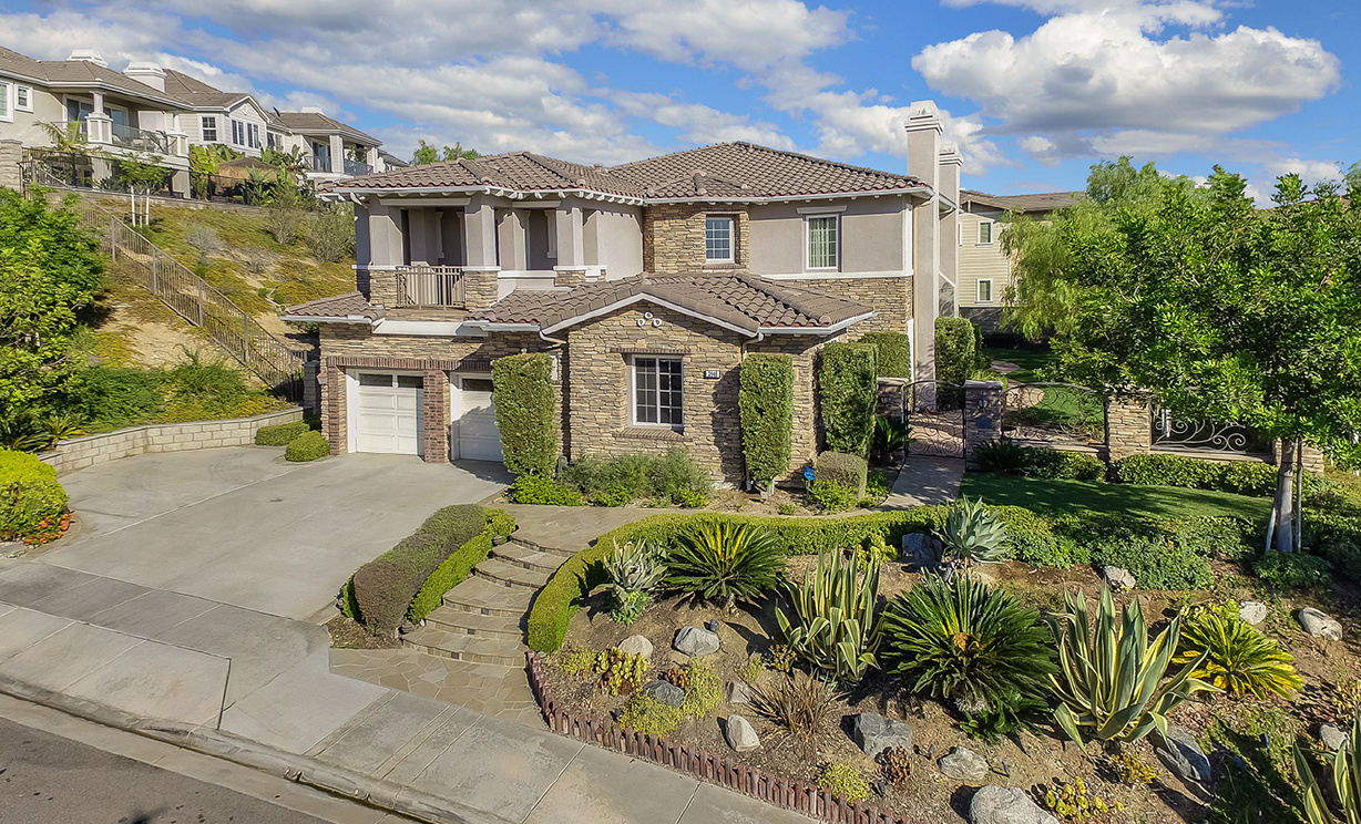 3846 Zaharias, Yorba Linda CA: 