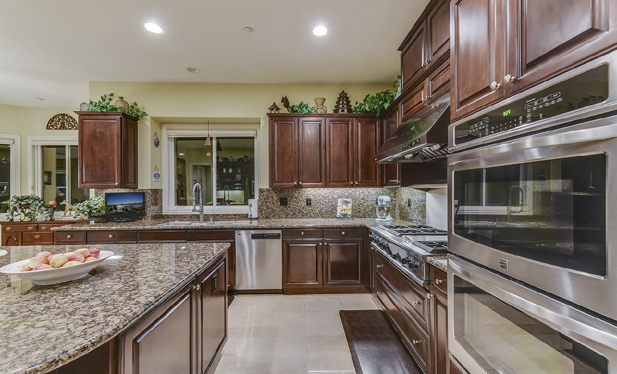 3285 Primrose Lane, Yorba Linda CA: 