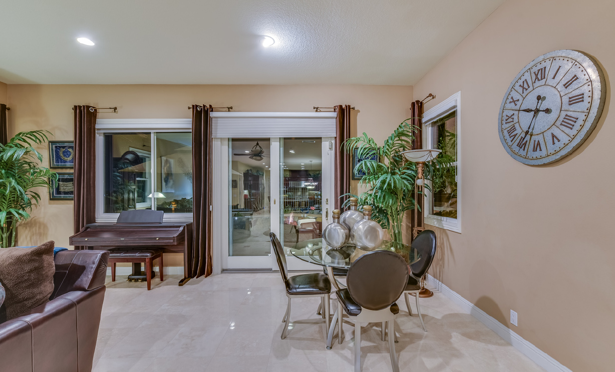 3285 Primrose Lane, Yorba Linda CA: 