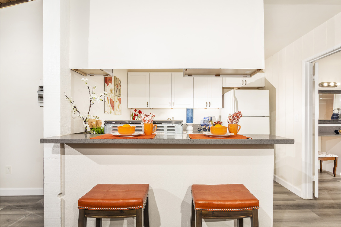 1000 W Macarthur Boulevard, Santa Ana CA: 