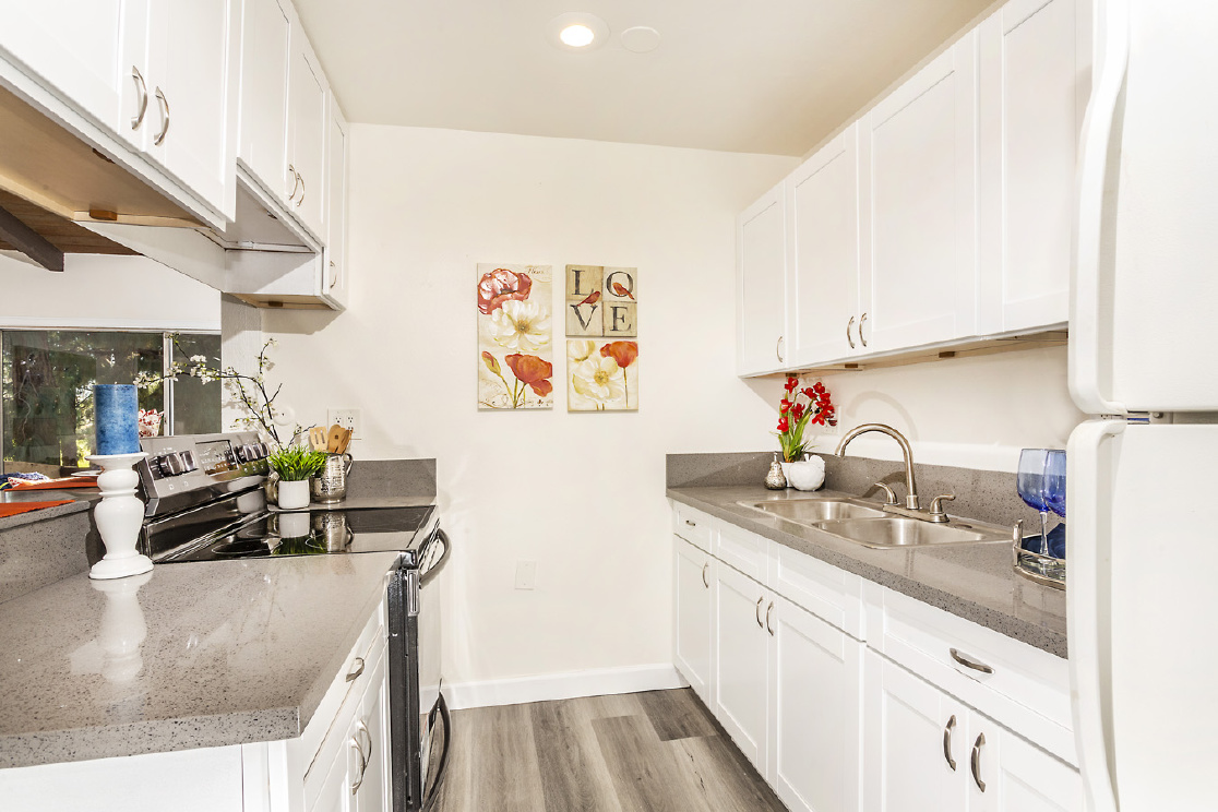 1000 W Macarthur Boulevard, Santa Ana CA: 