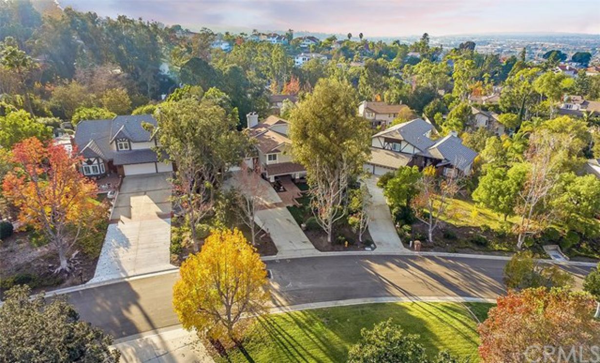 431 S Canyon Ridge Drive, Anaheim Hills CA: