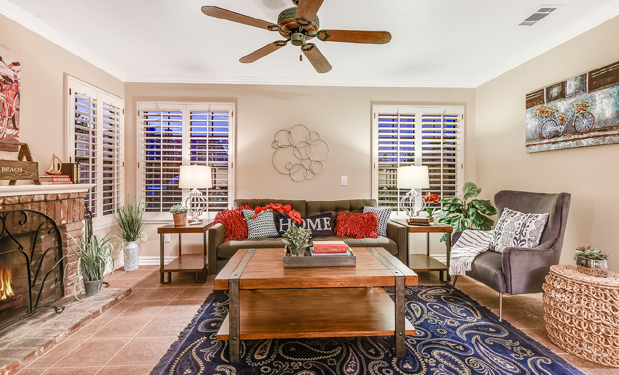 2442 Elden Avenue, Costa Mesa CA: 