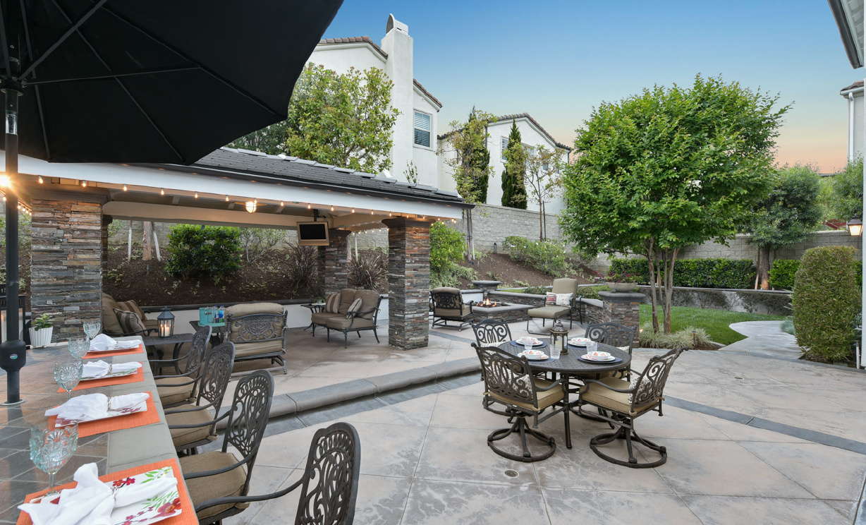 18621 Oaklawn Ln, Yorba Linda CA: 