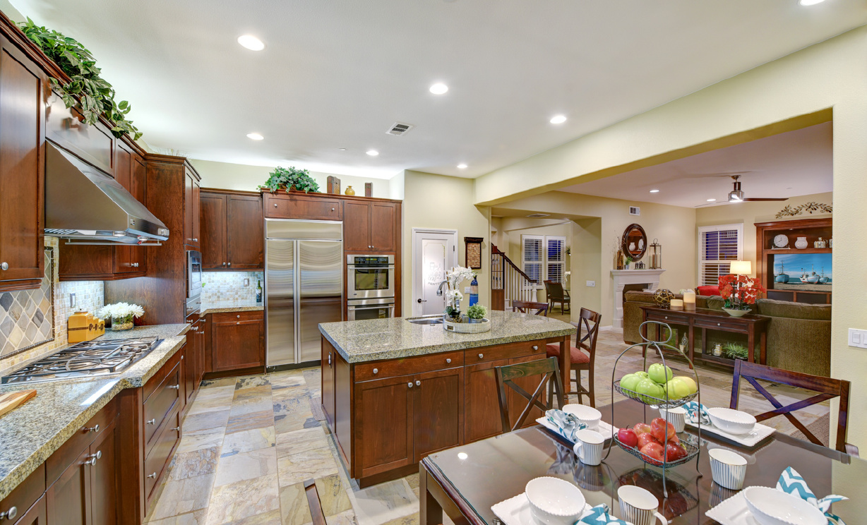 18621 Oaklawn Ln, Yorba Linda CA: 