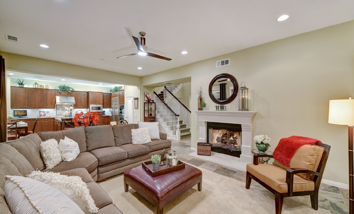 18621 Oaklawn Ln, Yorba Linda CA: 