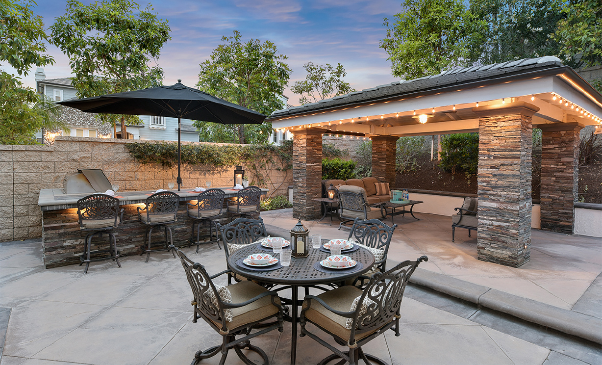 18621 Oaklawn Ln, Yorba Linda CA: 