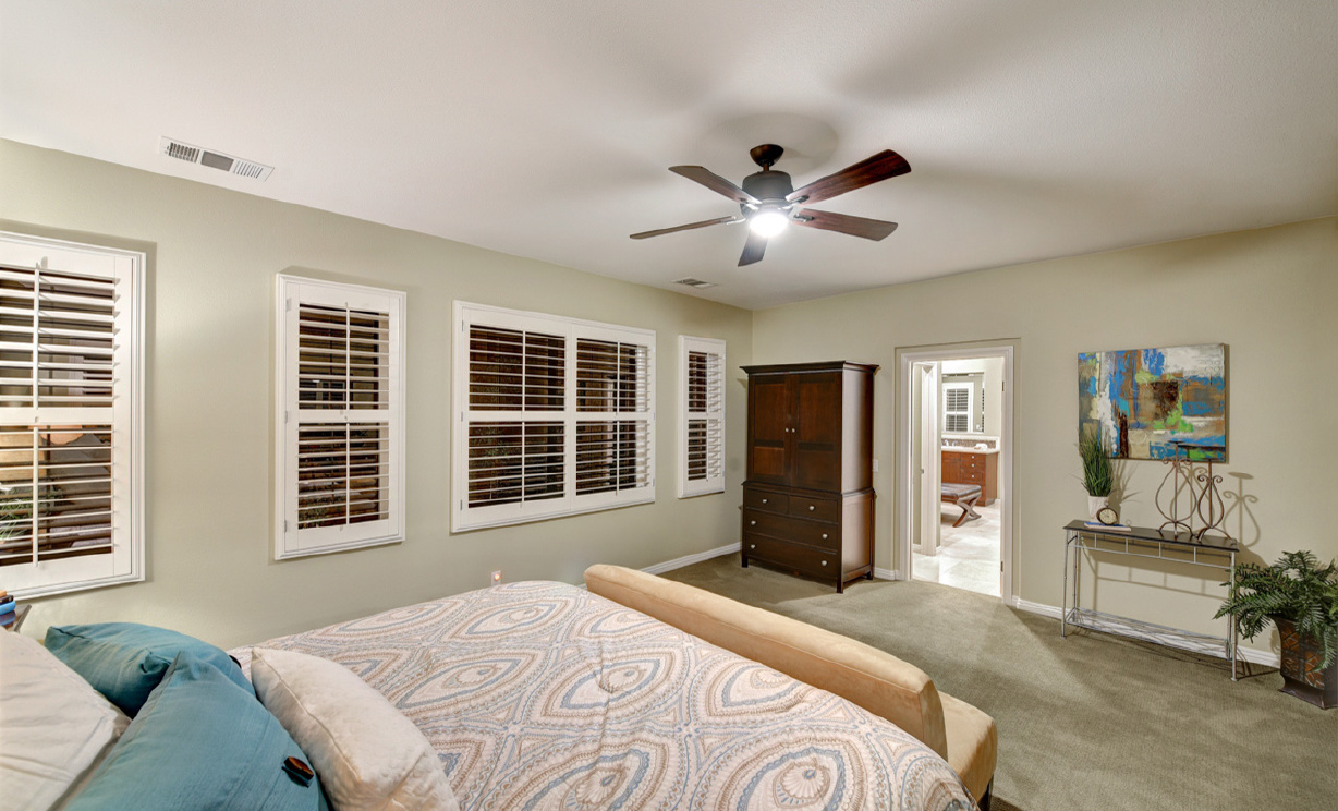 18621 Oaklawn Ln, Yorba Linda CA: 