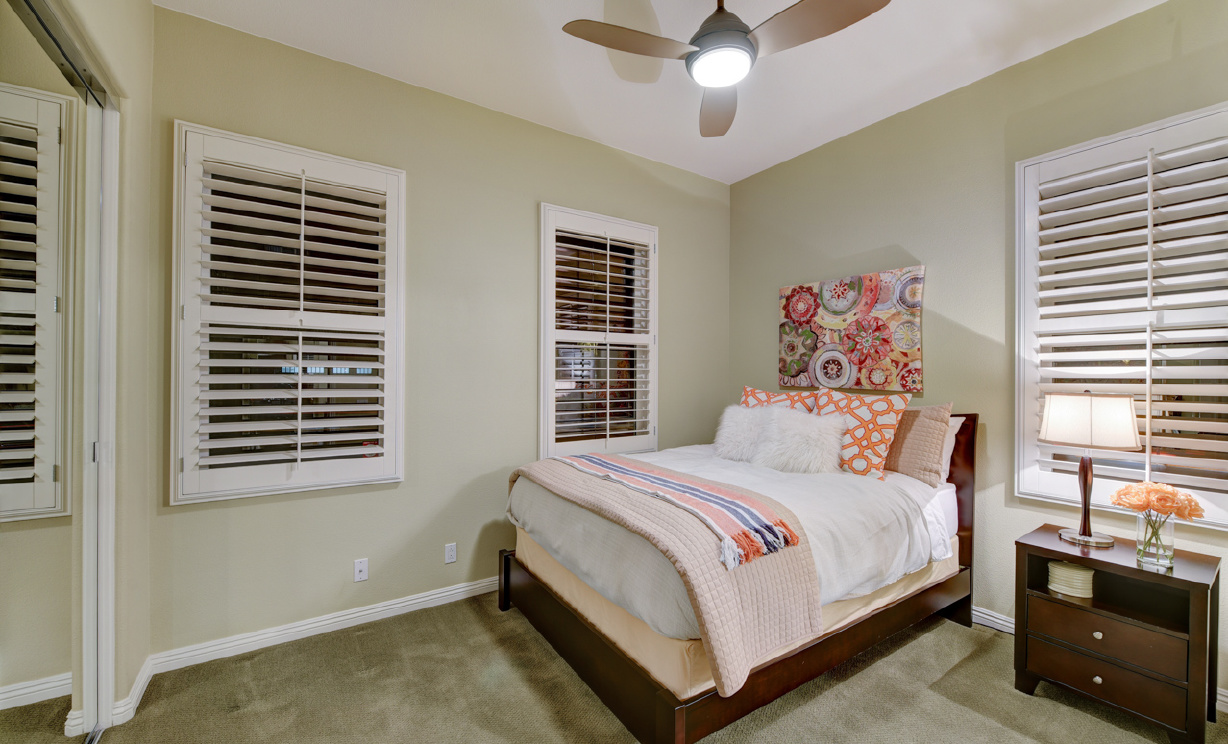 18621 Oaklawn Ln, Yorba Linda CA: 