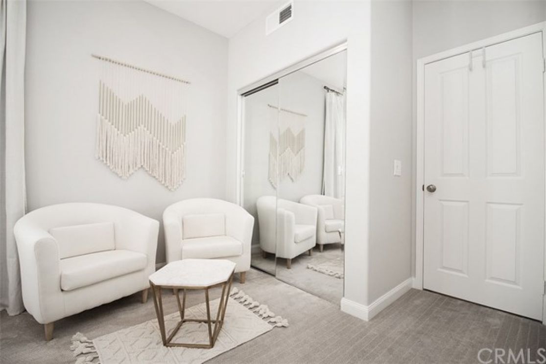 2279 De Sutter Drive, Tustin CA: