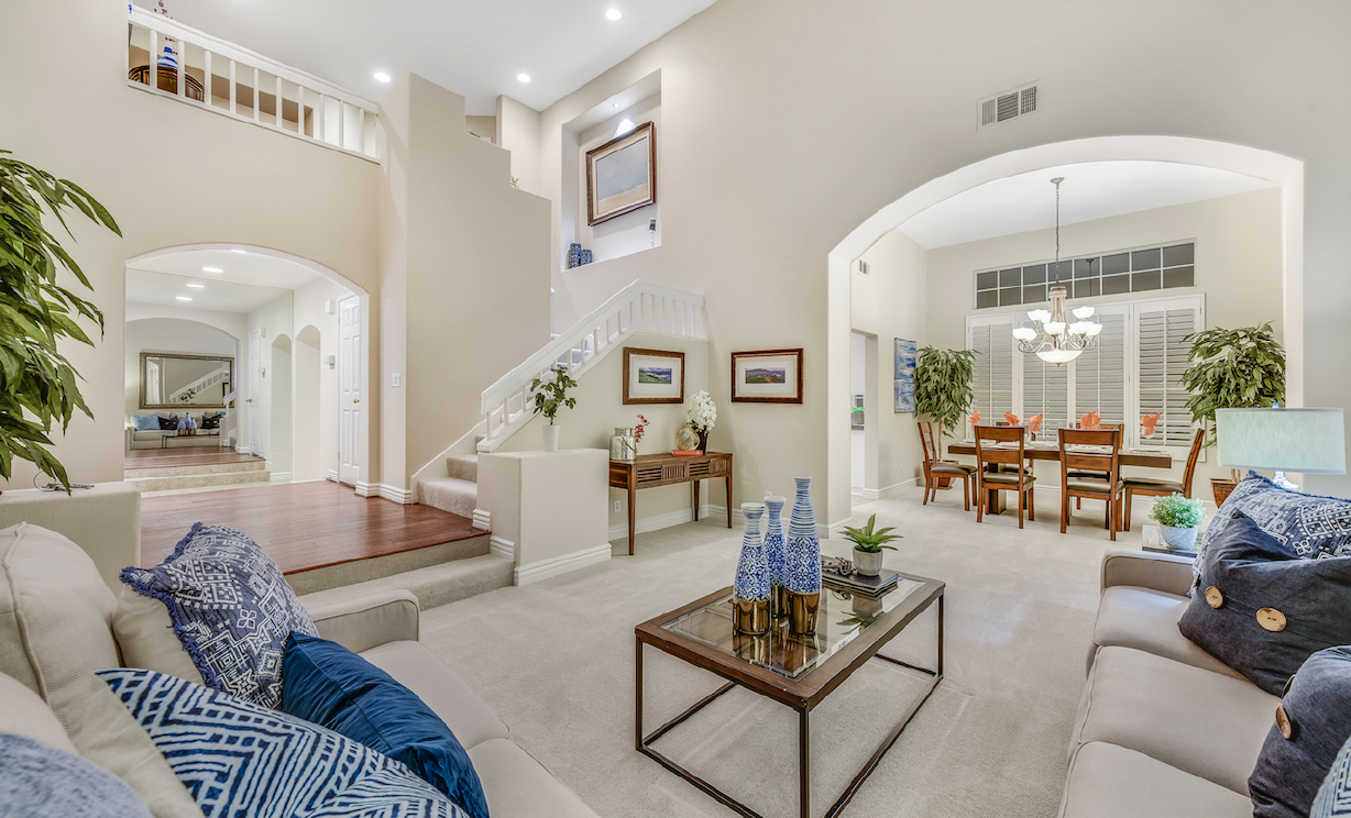 12630 Stanton Ave, Tustin CA:
