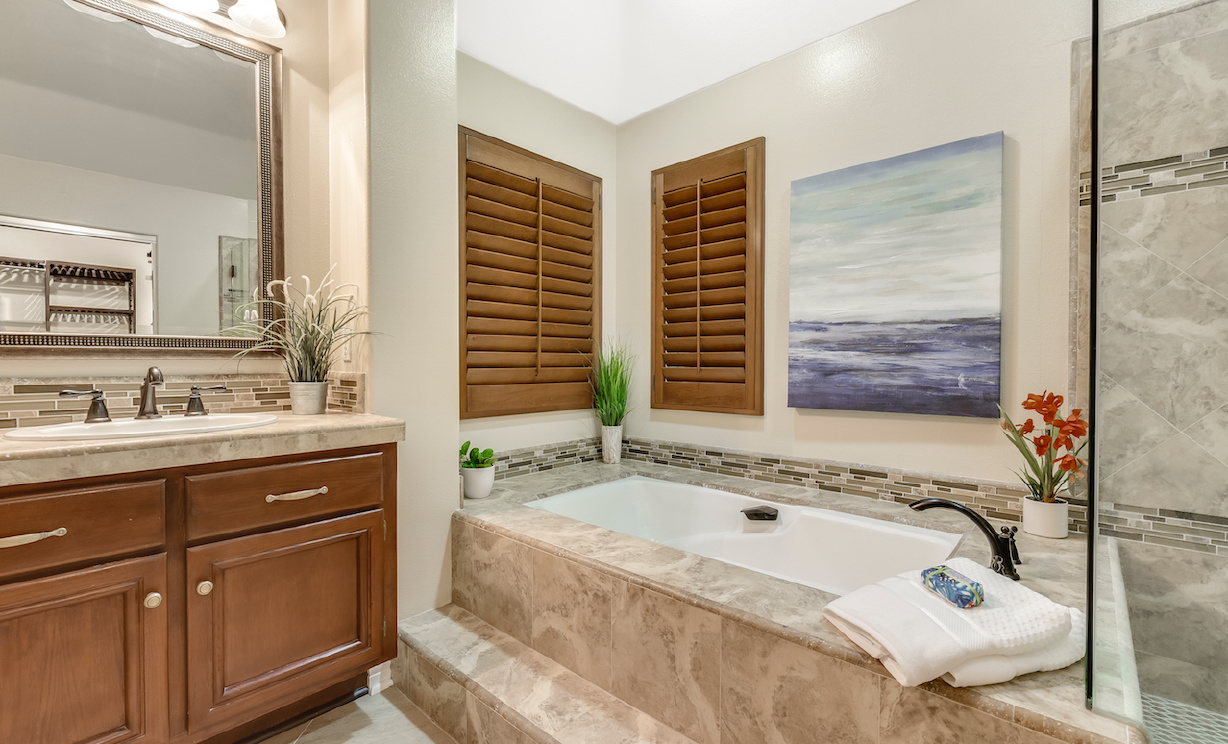 12630 Stanton Ave, Tustin CA: