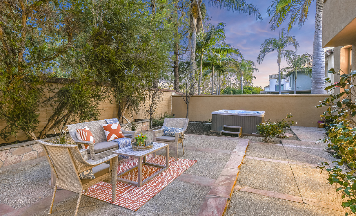 12630 Stanton Ave, Tustin CA: