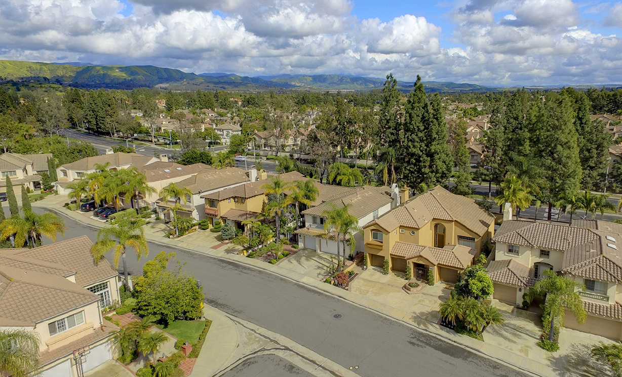 12630 Stanton Ave, Tustin CA: