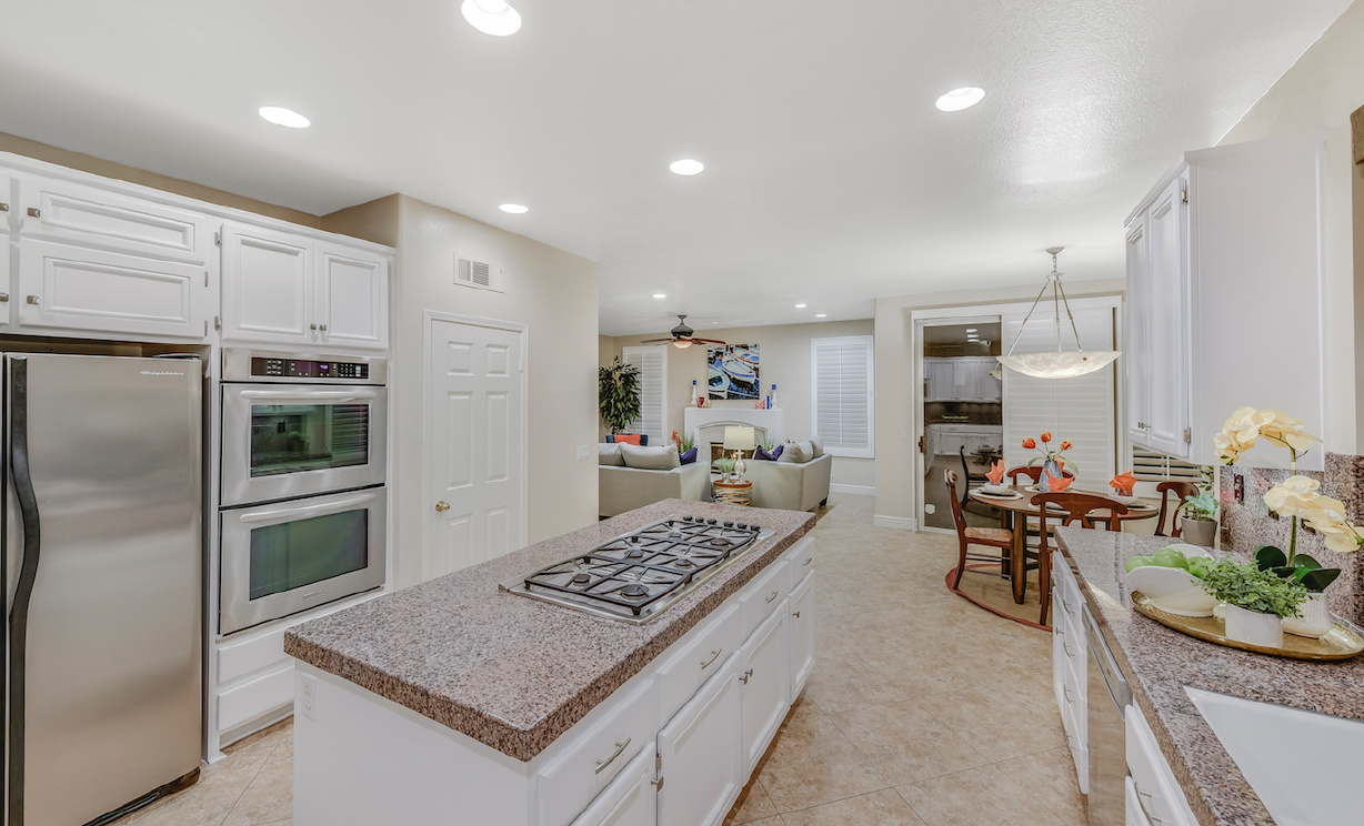 12630 Stanton Ave, Tustin CA:
