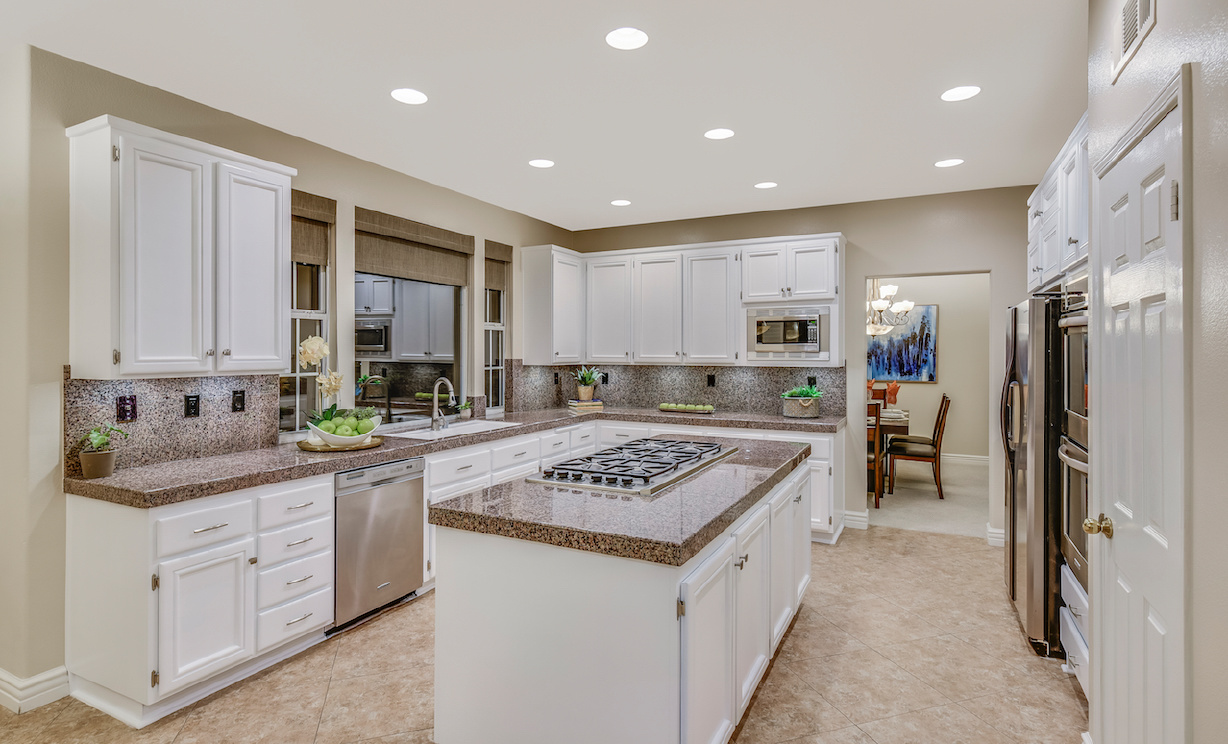 12630 Stanton Ave, Tustin CA: