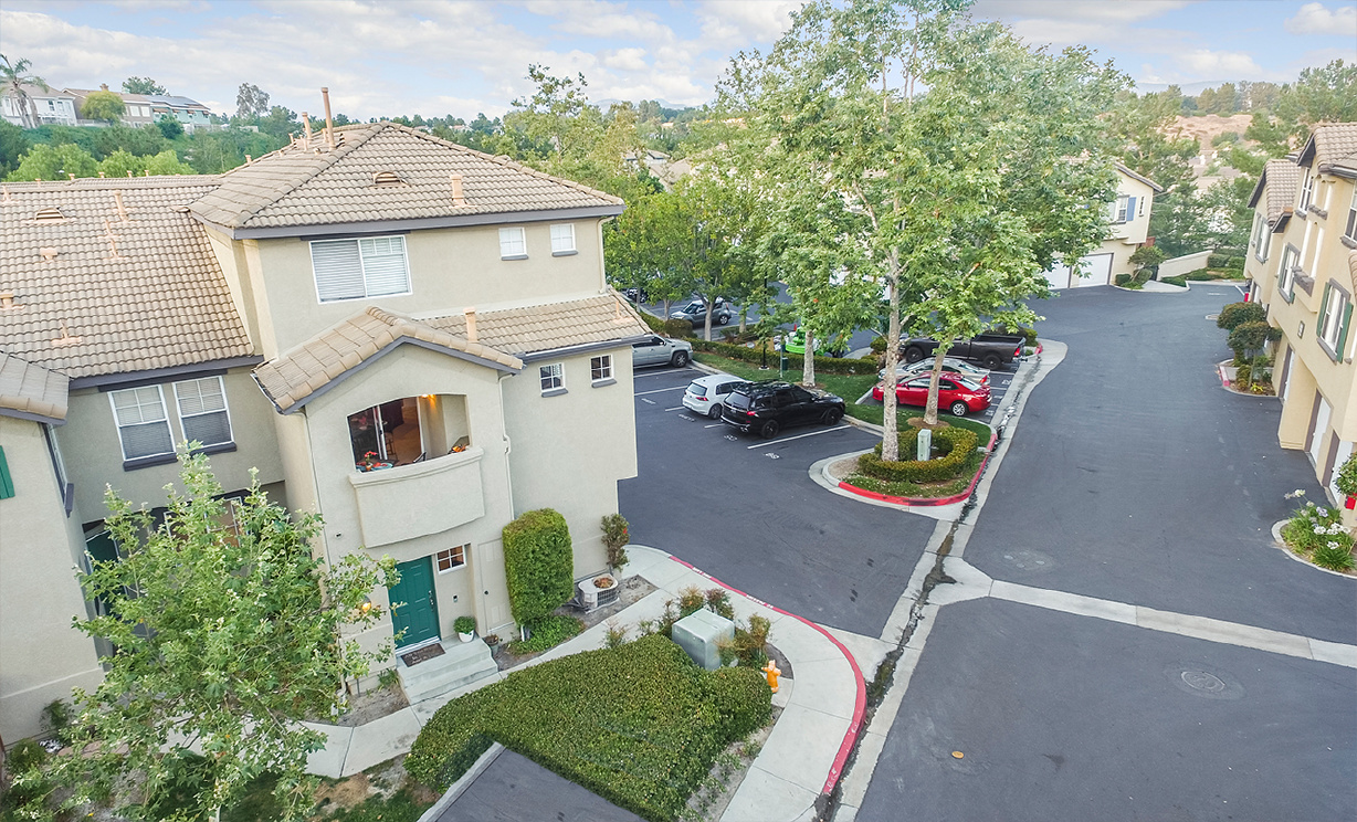 25 White Sands, Trabuco Canyon CA: 