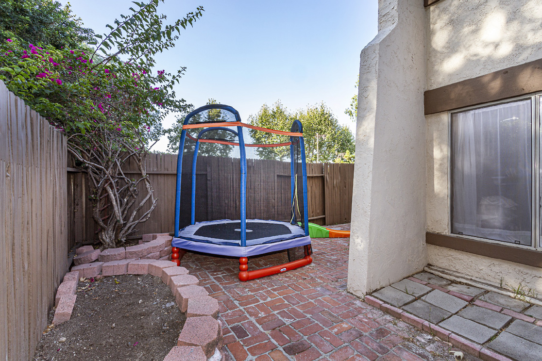 5615 E Plaza De Vaqueros, Anaheim Hills CA: 