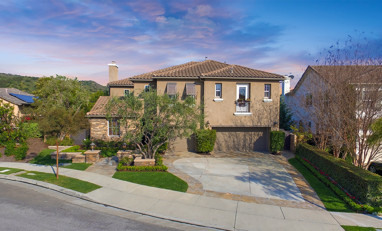 466 Orange Grove Lane, Brea CA: 