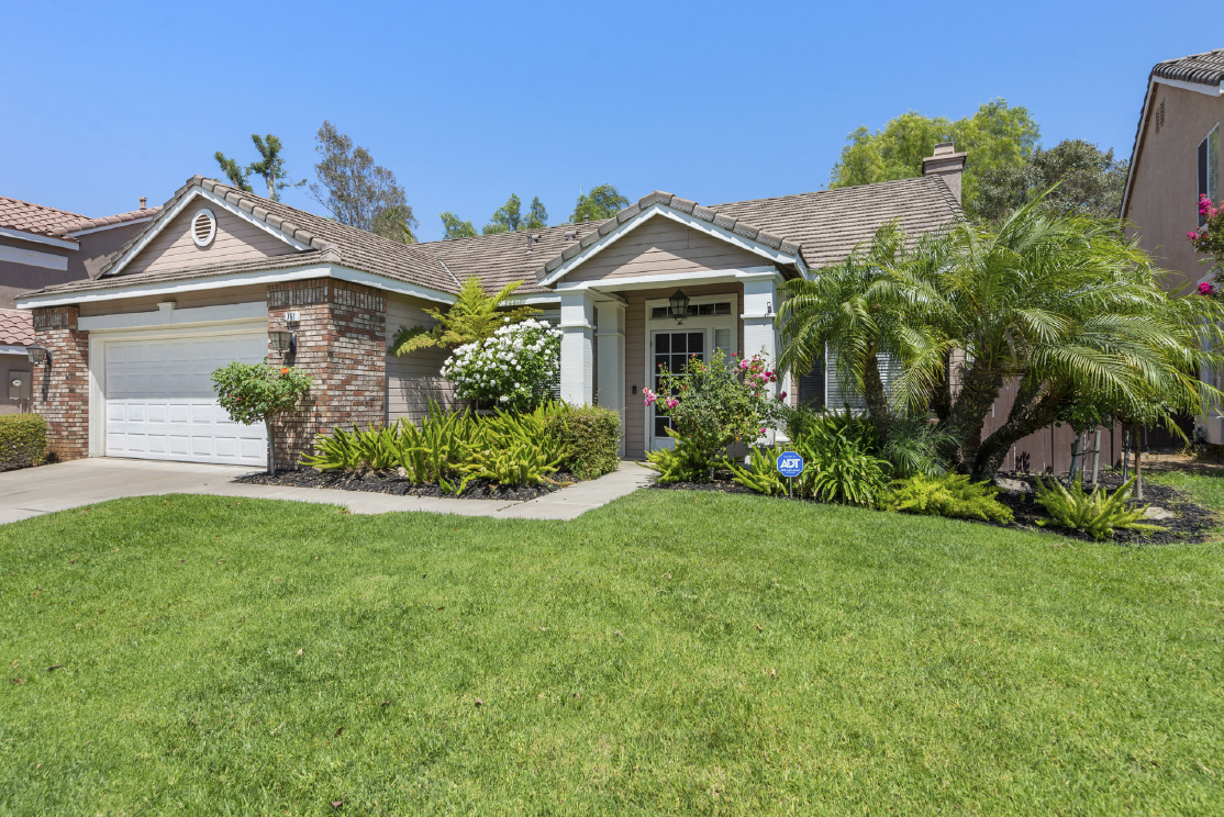 761 Bonanza Circle, Corona CA: 