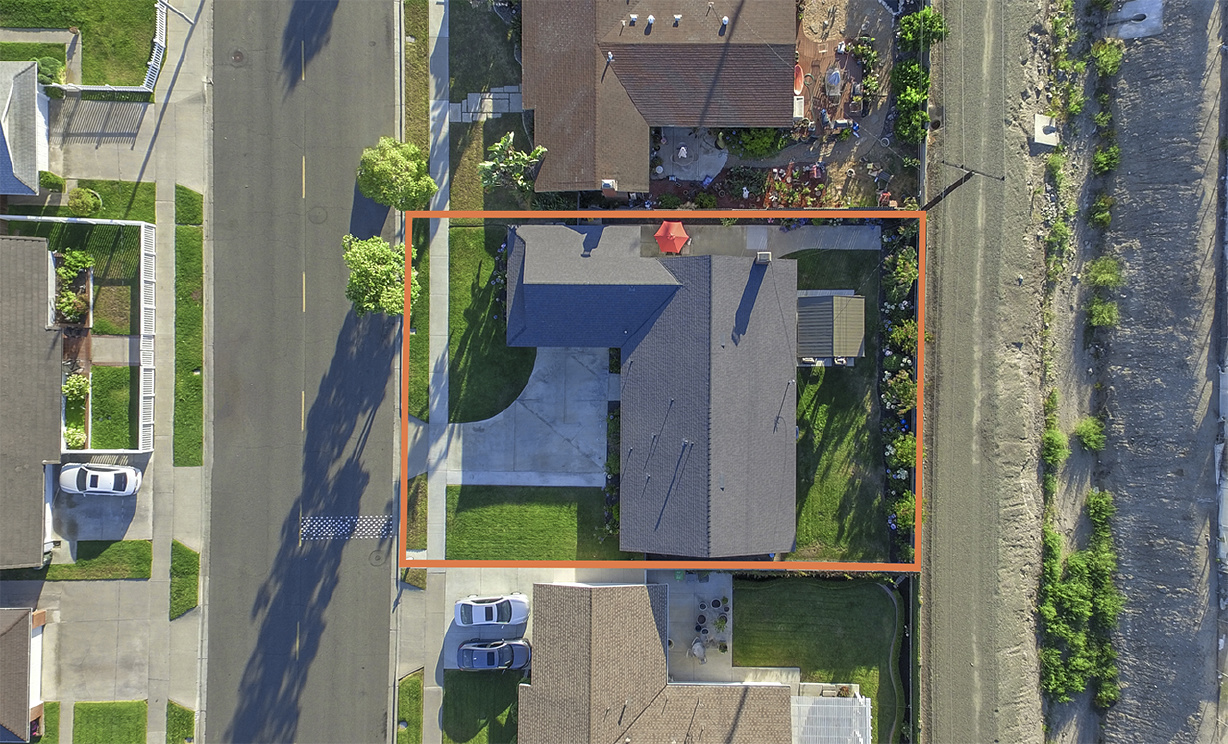 840 Saint Clair Street, Costa Mesa CA: 
