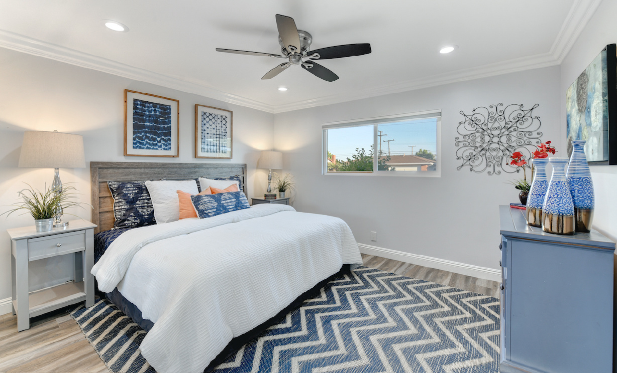 840 Saint Clair Street, Costa Mesa CA: 