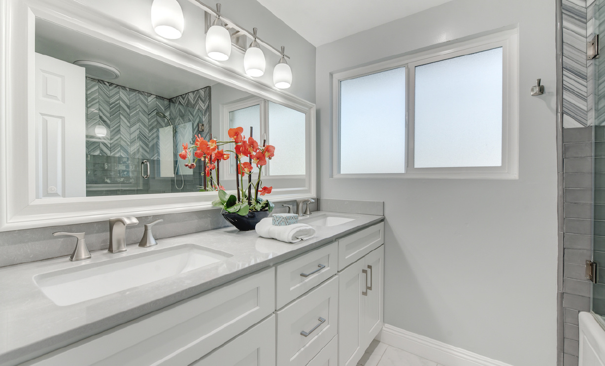 840 Saint Clair Street, Costa Mesa CA: 
