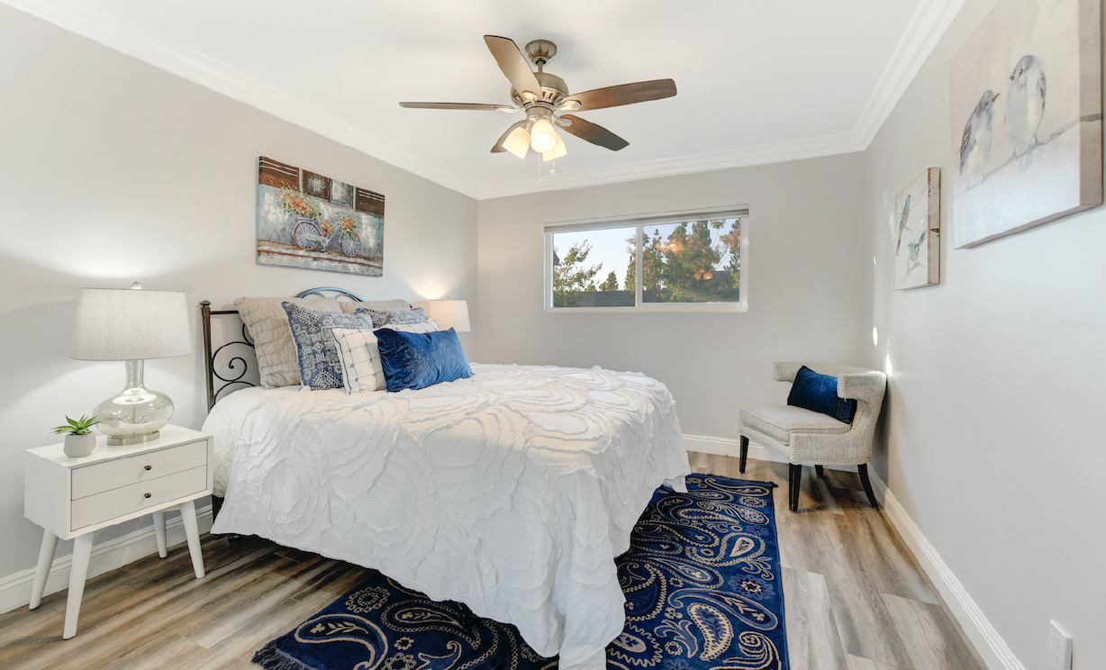 840 Saint Clair Street, Costa Mesa CA: 