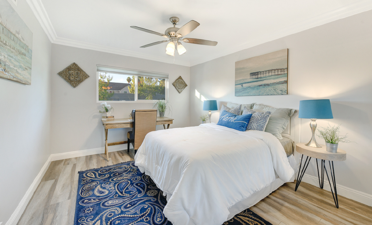 840 Saint Clair Street, Costa Mesa CA: 