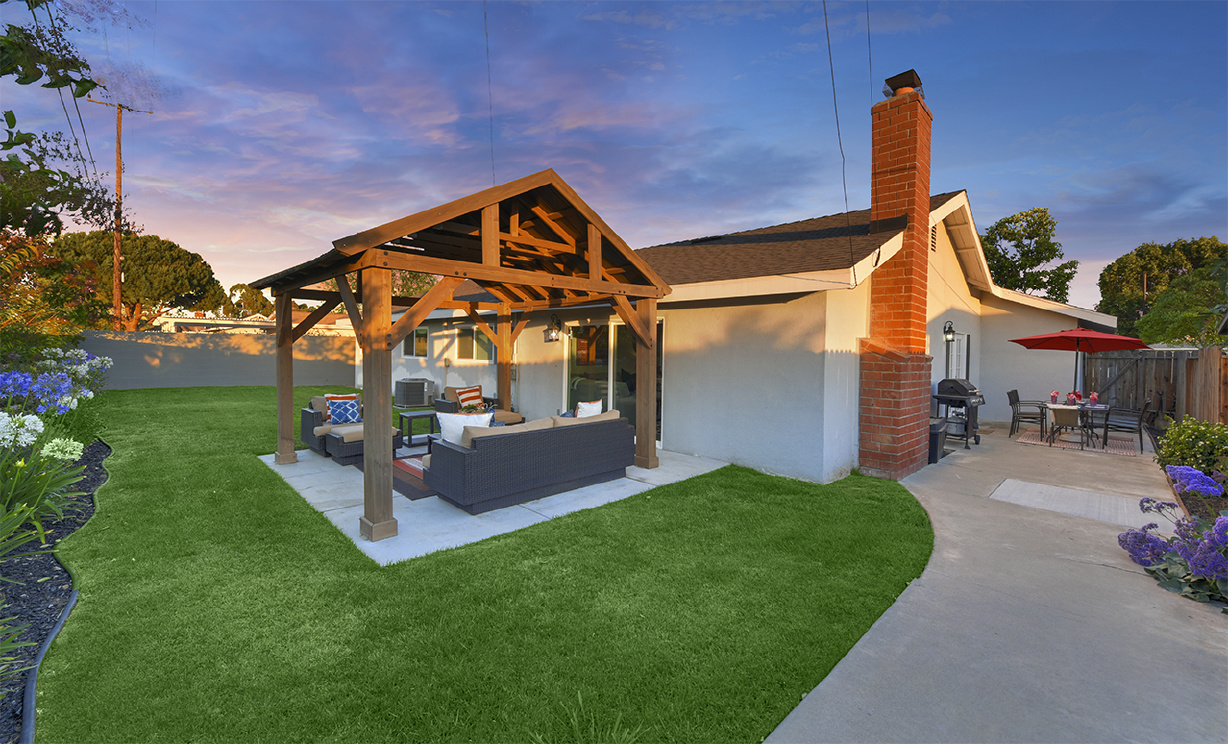 840 Saint Clair Street, Costa Mesa CA: 