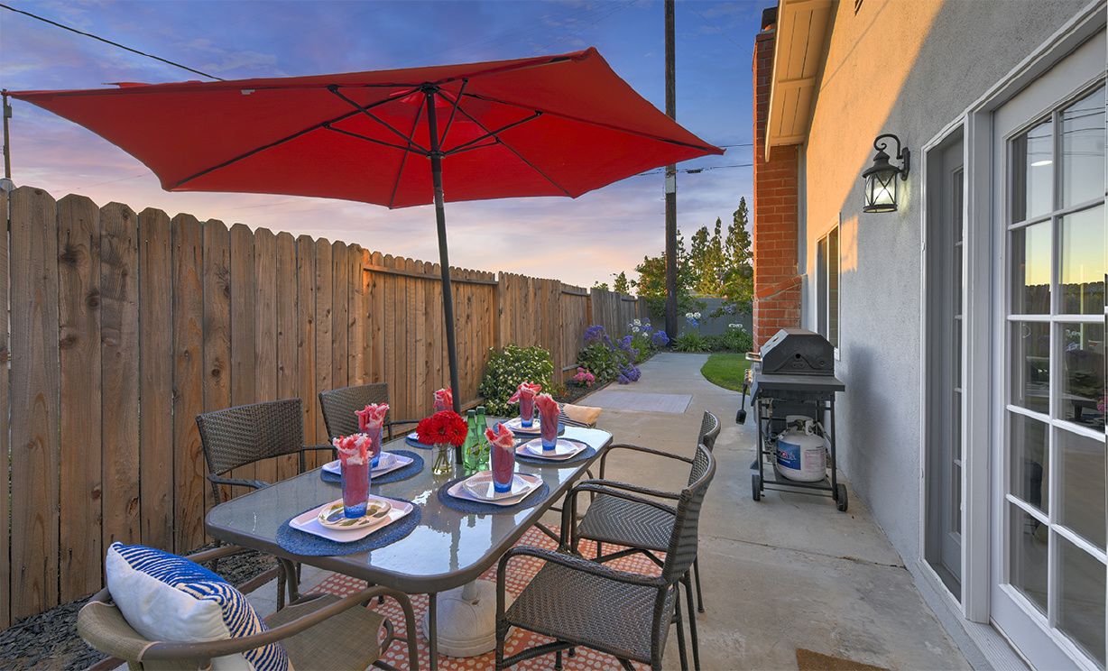 840 Saint Clair Street, Costa Mesa CA: 