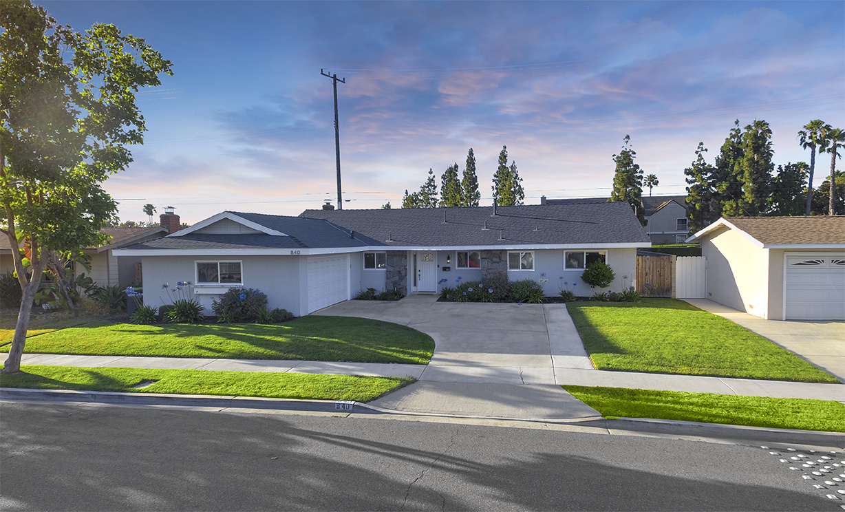 840 Saint Clair Street, Costa Mesa CA: 