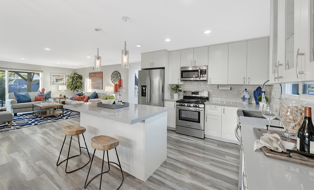 840 Saint Clair Street, Costa Mesa CA: 