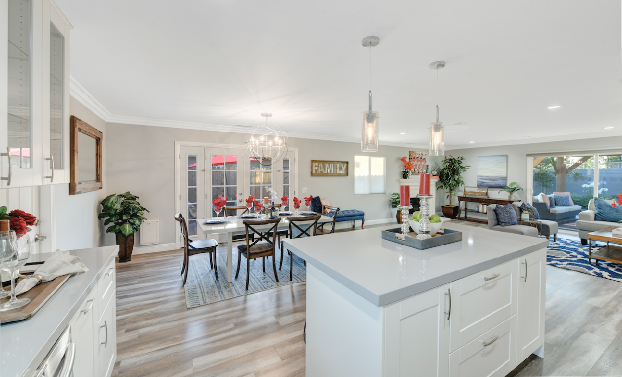 840 Saint Clair Street, Costa Mesa CA: 