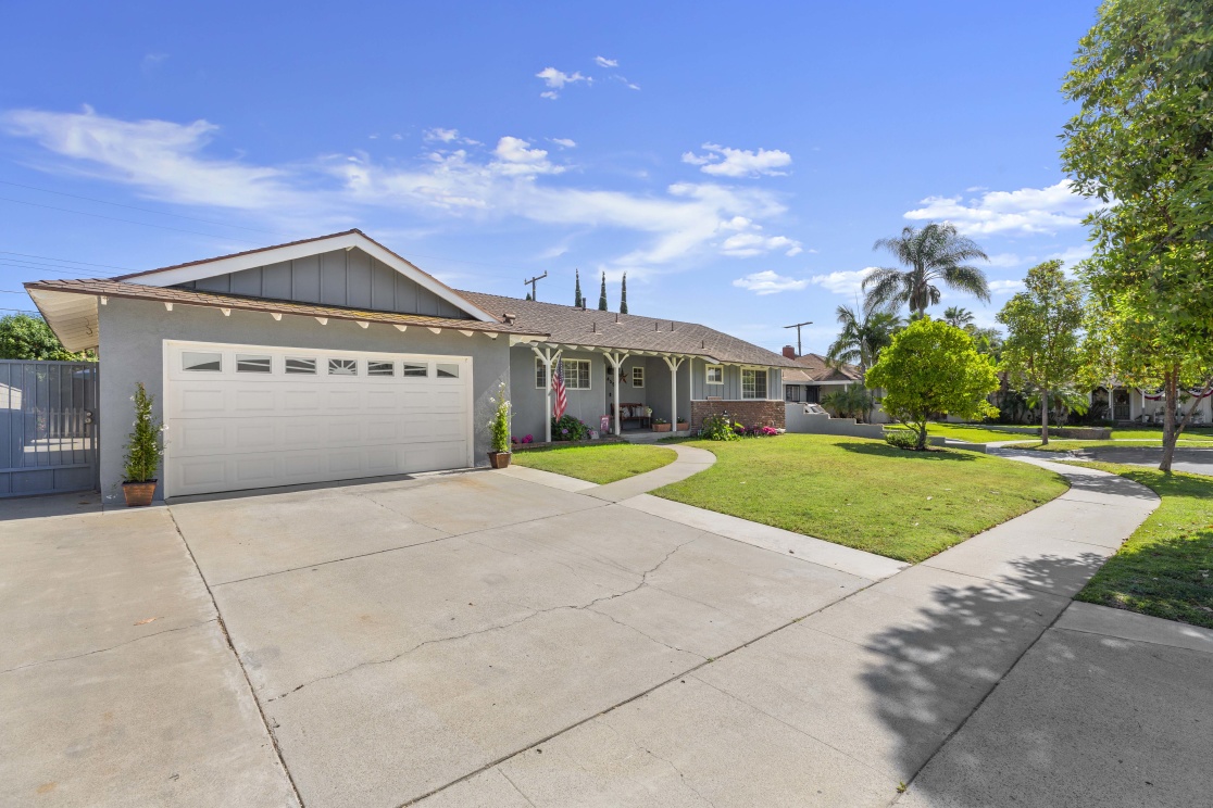 4556 Mimosa Drive, Yorba Linda CA: 