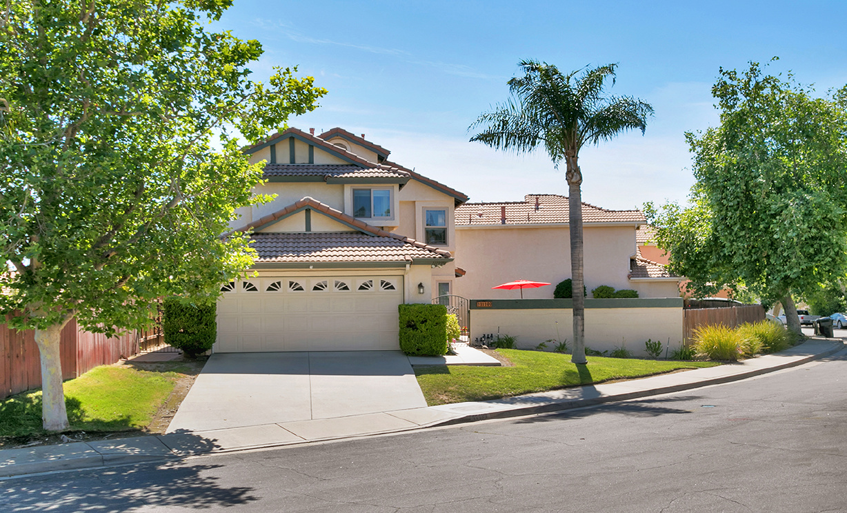 11199 Delaware Street, Rancho Cucamonga CA: 