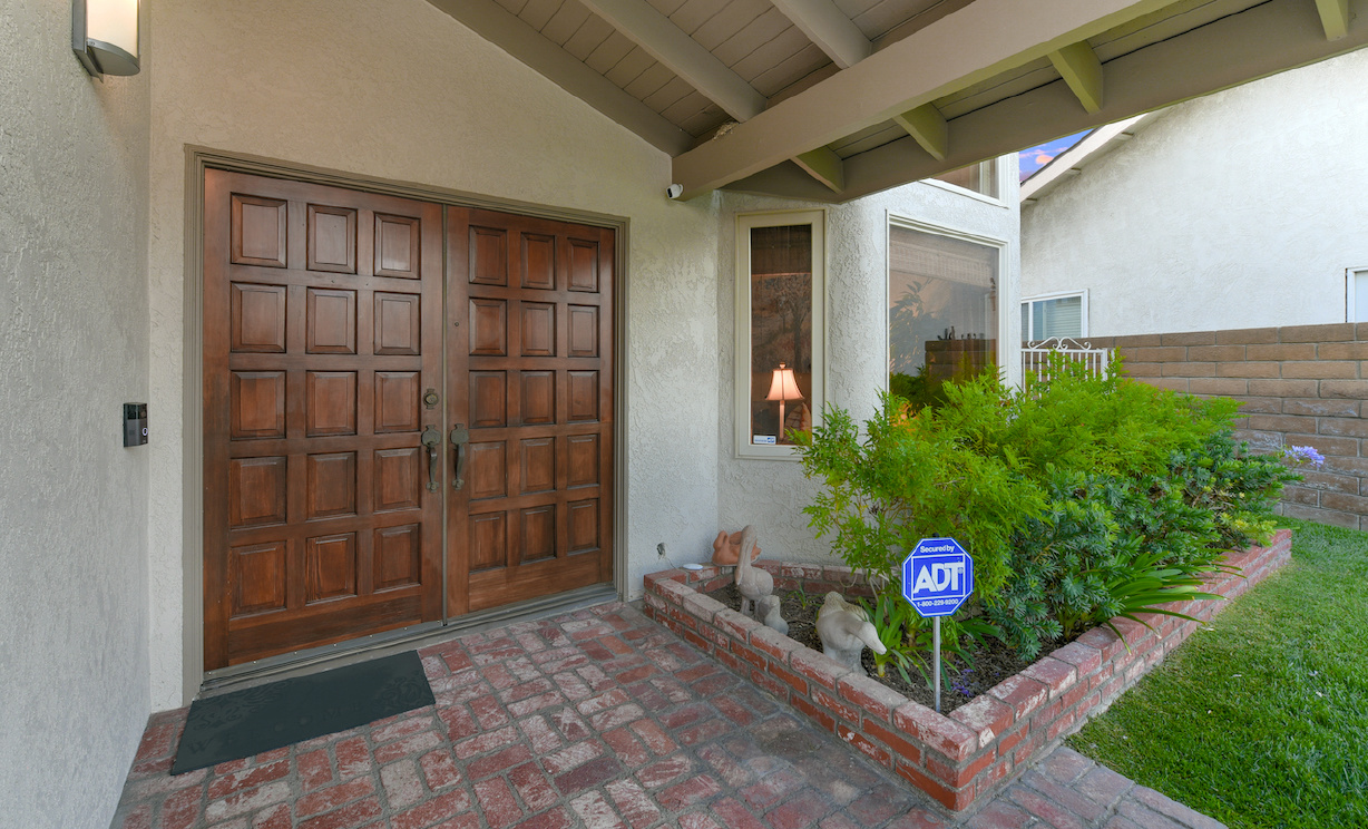 5111 E Paseo De Grace, Anaheim CA: 